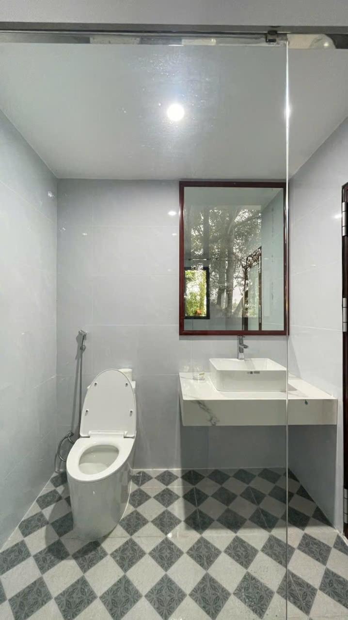 Bach Dai Dung Hotel Hà Tĩnh Buitenkant foto